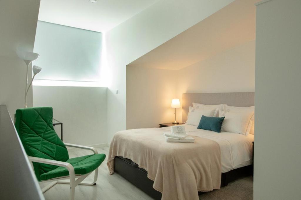 Aveiro'S Dock Apartments Екстер'єр фото