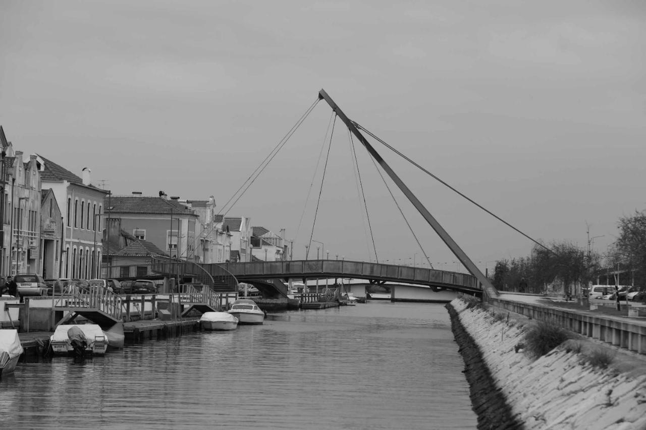Aveiro'S Dock Apartments Екстер'єр фото